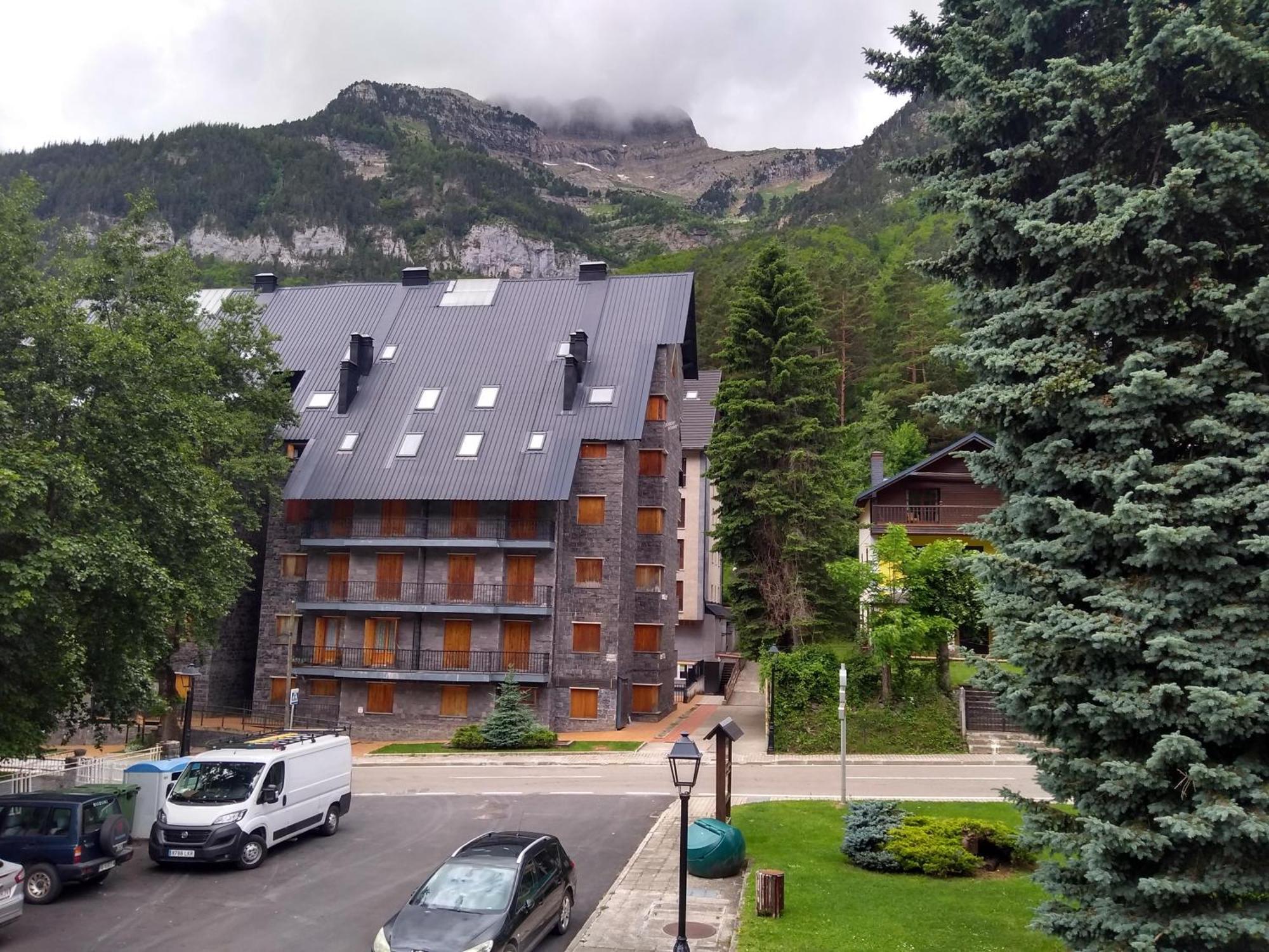 Arce Avairent Canfranc Estacion Apartment ภายนอก รูปภาพ